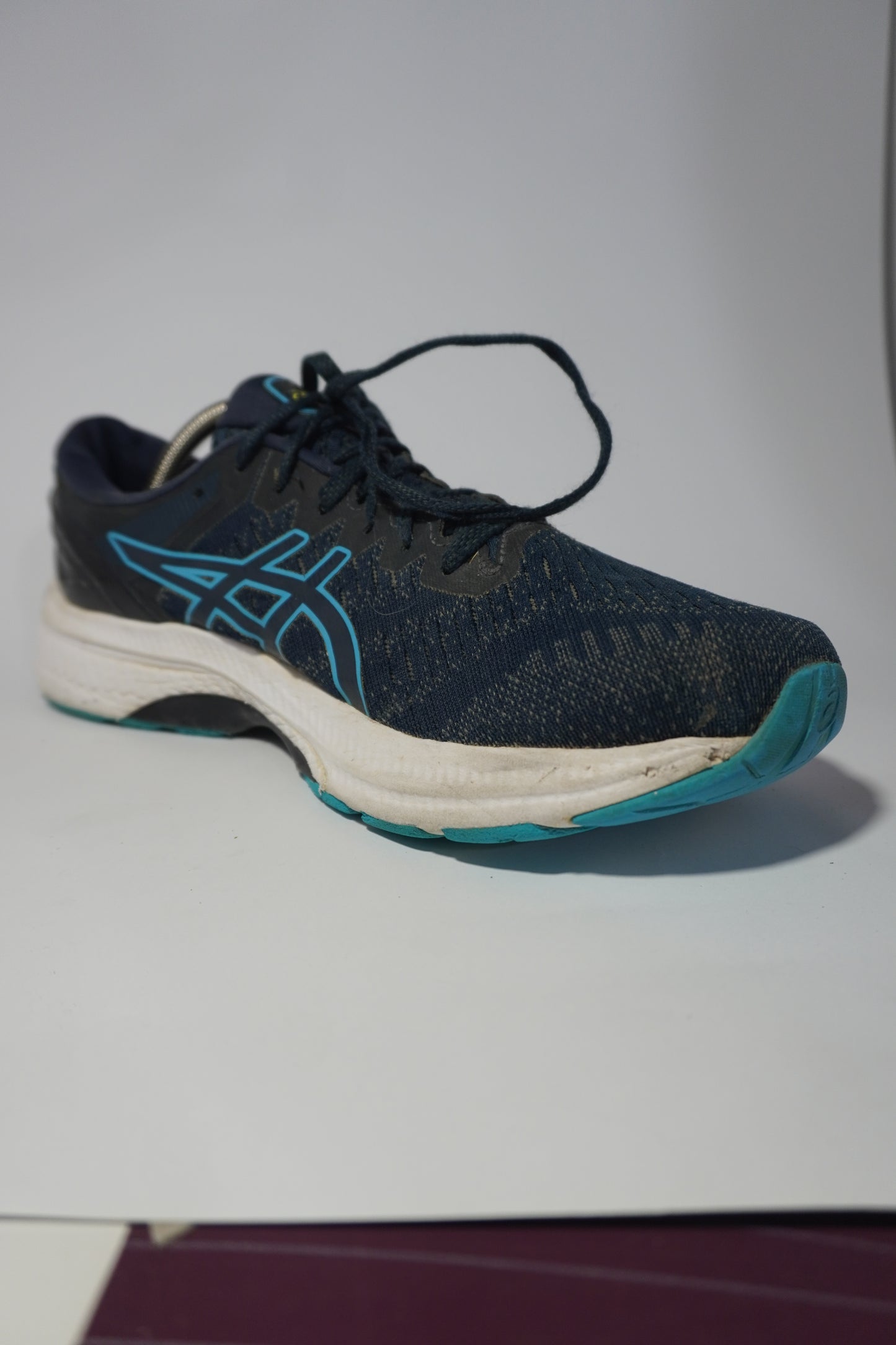 Asics Gel-Kayano 27